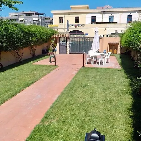 La 3 *